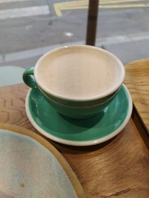 hot chocolate at Land & Monkeys - Roquette in Paris