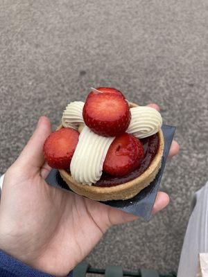   at Land & Monkeys - Roquette in Paris