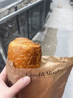   at Land & Monkeys - Roquette in Paris