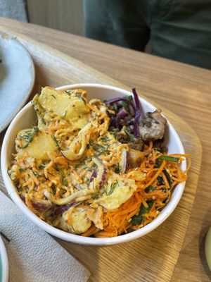   at Land & Monkeys - Roquette in Paris