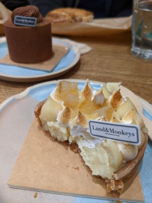 lemon pie at Land & Monkeys - Roquette in Paris