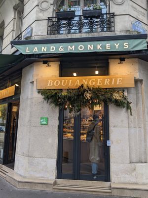 view from outside at Land & Monkeys - Roquette in Paris
