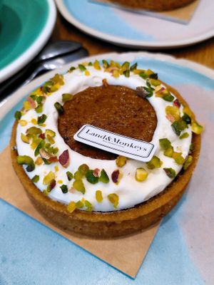 Azahar at Land & Monkeys - Roquette in Paris