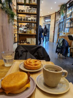  at Land & Monkeys - Roquette in Paris