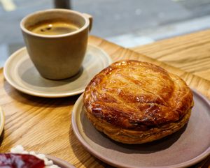 Galette des rois at Land & Monkeys - Roquette in Paris