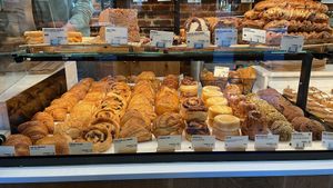  at Land & Monkeys - Roquette in Paris