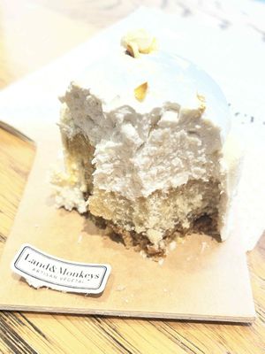 Popcorn & Caramel Cake  at Land & Monkeys - Roquette in Paris