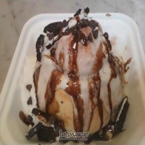 Oreo explosion cinnamon bun at Cinnaholic in Berkeley