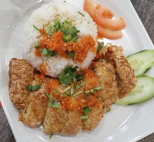 chicken rice. 
Photo by Sam Lama at Bao Su Zhai 寶素齋  in Northeast Singapore
