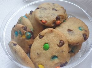 Chocolate chip cookies at Happy Almonds in Kiryat Tivon
