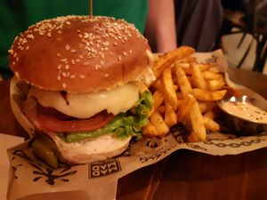 Vegan burger (1) at Mad Mad Vegan - Lavapiés in Madrid