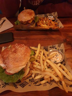 Burgers at Mad Mad Vegan - Lavapiés in Madrid