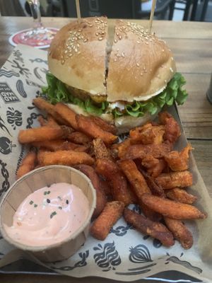 Hamburguesa   at Mad Mad Vegan - Lavapiés in Madrid