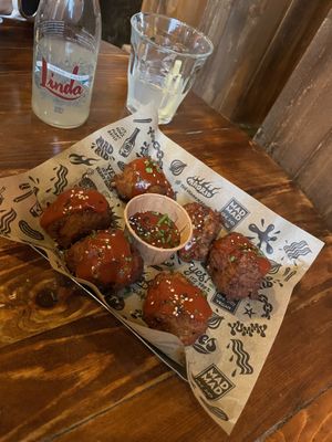 Alitas  at Mad Mad Vegan - Lavapiés in Madrid