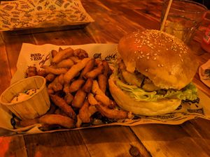 Burger at Mad Mad Vegan - Lavapiés in Madrid