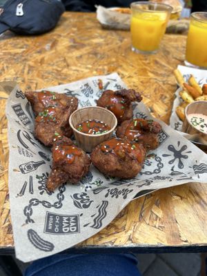HOMEMADE BUFFALO COLI WINGS  at Mad Mad Vegan - Lavapiés in Madrid
