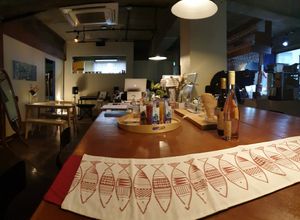 plenty of space at Right Here at Very Front in Seoul