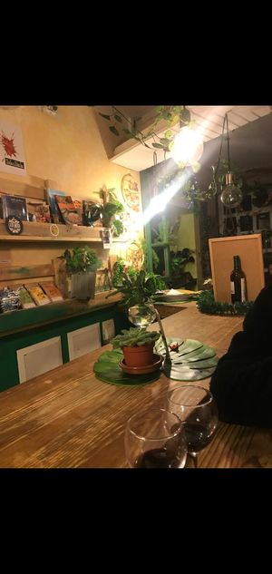 Lovely place and the owner is a marvellous and fabulous person at The Green House in Santiago De Compostela