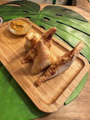 Singapore veg puffs  at The Green House in Santiago De Compostela