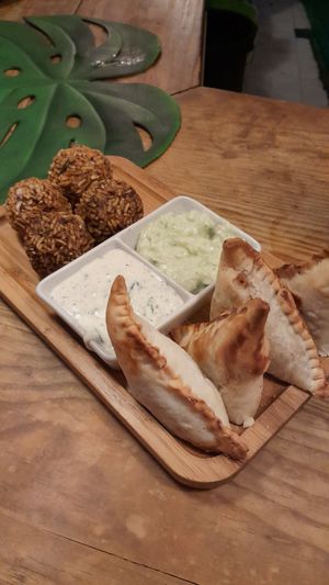 Korean rice balls, mexican bean puffs at The Green House in Santiago De Compostela