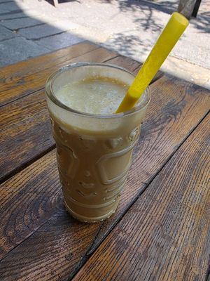 Mango Shake at Huong Que - Mitte in Berlin