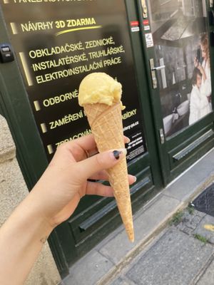 Mango  at Zmrzlinářství Kolombina in Plzen