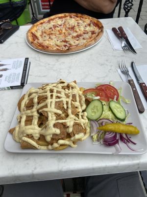Vegan Kebab Plate & Vegan Hawaii Pizza 🍕😍  at Mårtens Pizzeria in Hoeoer