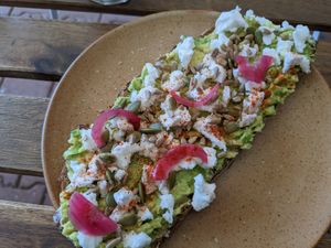 Avocado toast at Maâbanana in Moliets