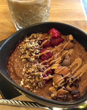 Schoko Porridge  at Joy of Madhu (Noams) in Munich