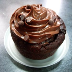 Yummy Chocolate-Muffin 🤤 sooo goood❣️ at Maison Watson in Angers