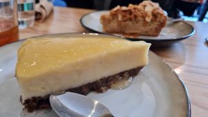 Cheesecake 🍋 at Maison Watson in Angers