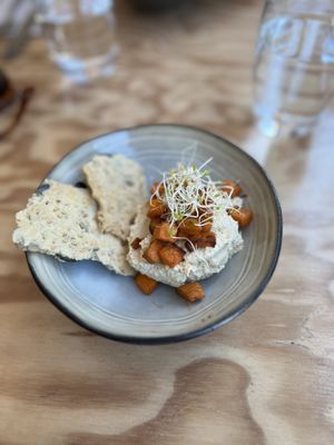 Houmous   at Maison Watson in Angers