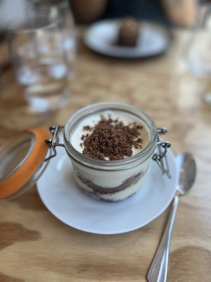 Tirasmisu   at Maison Watson in Angers