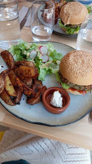  at Maison Watson in Angers