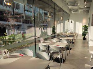 Seats at D'life 蔬食 - Jalan Sultan in Central Singapore