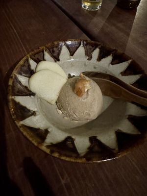 Ice creamm  at Tamatebako in Naha