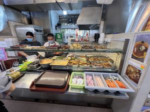 New owner  at Tuan Yuan Vegetarian 团圆素食 in West Singapore