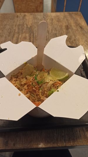 Vegan pad thai at Ruby Food in Ljubljana