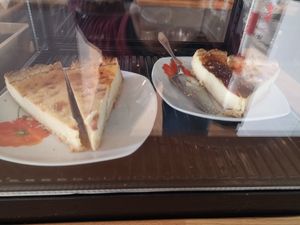 Käsekuchen (fest im Sortimemt) at tea and V in Sylt