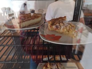 Apfelkuchen (fest im Sortiment) at tea and V in Sylt