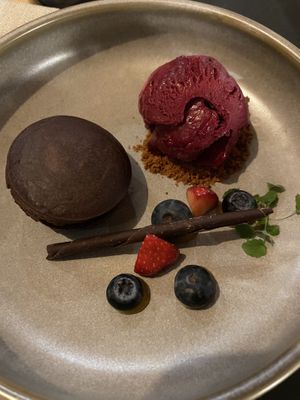 Chocolate cake with blueberry sorbet at Chabot in Vlissingen