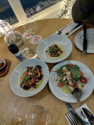 3 heerlijke gerechten (aubergine, knolselderij en radicio) at Texelse Branding in Den Burg