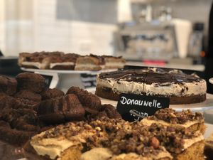 Cakes without refined sugar and white flour at Das Glück Cafe in Darmstadt