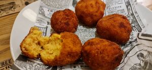 Croquetas de brocoli y zanahoria. Riquiiisimas at Duzu Kafe Taberna in Durango