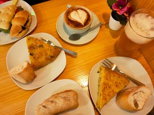 💚🌿 at Duzu Kafe Taberna in Durango