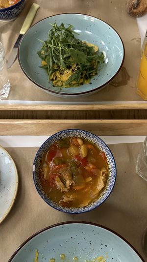 Menú del día es un entrante y plato único  at Duzu Kafe Taberna in Durango