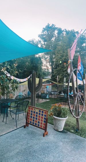 outdoor seating  at 2 Guys Pizza in Hendersonville