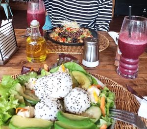 Bowl asiatique et no-chiken tepanyaki at Maranta in Pucon