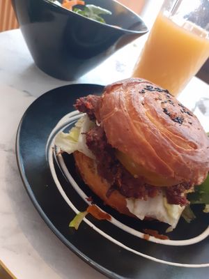 😍 at Bonnard in Paris