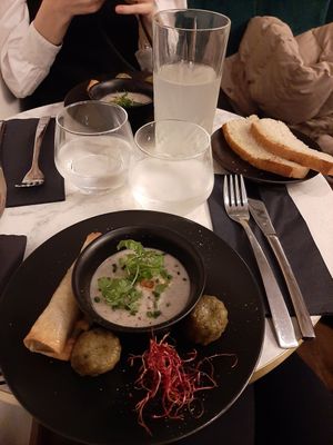 Starter at Bonnard in Paris